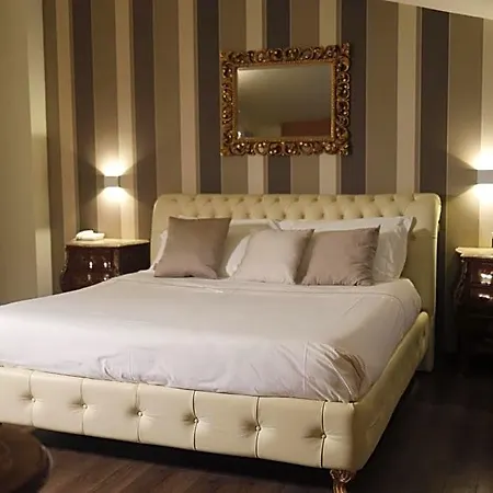 Virginia & - Adults Only 4* Avellino