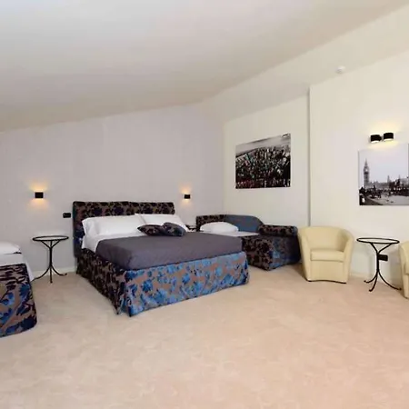 Virginia & - Adults Only Hotel 4*