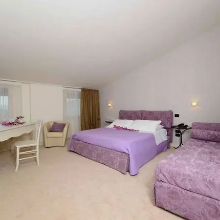 Virginia & - Adults Only Hotel Avellino